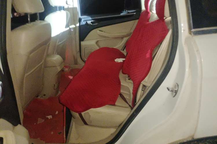 Used Zotye Domy X5 2017 Upgraded Model 1.5T CVT Landlord Edition Left Rear Seat