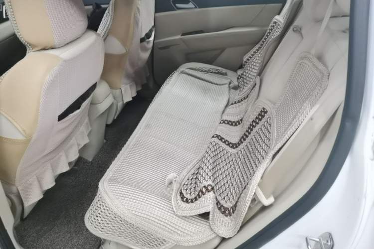 Used Zotye Domy X5 2017 Value Edition 1.6L Manual Comfort Model Left Rear Seat