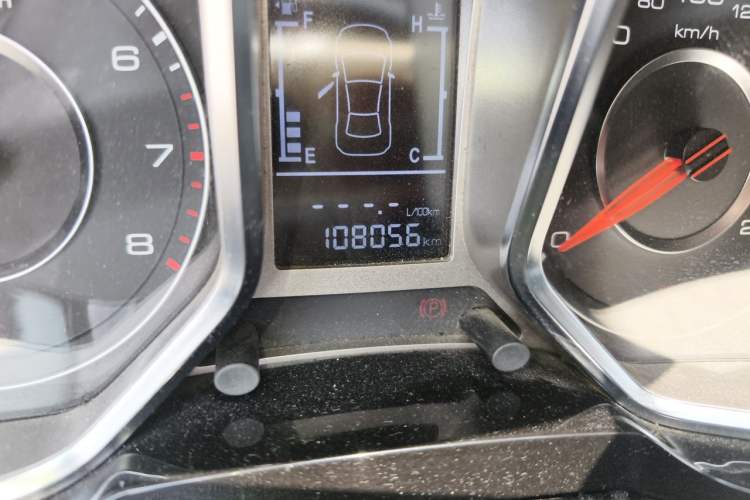 Used Zotye Domy X5 2017 Upgraded Model 1.5T Manual Supreme Edition Odometer Close Up