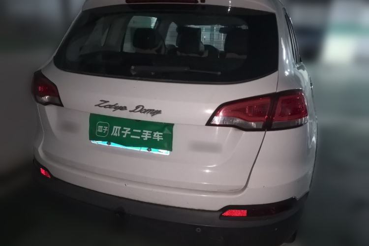 Used Zotye Domy X5 2017 Upgraded Model 1.5T Manual Luxury Edition Rear