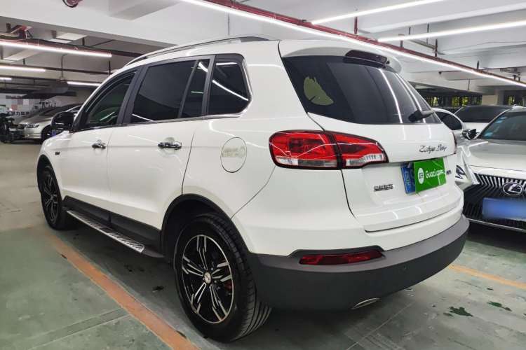 Used Zotye Domy X5 2017 Upgraded Model 1.5T Manual Luxury Edition Rear Left 45 Deg