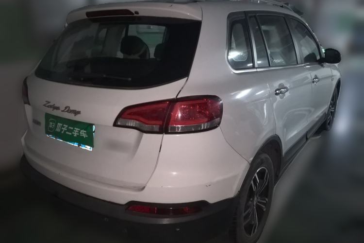 Used Zotye Domy X5 2017 Upgraded Model 1.5T Manual Luxury Edition Rear Right 45 Deg