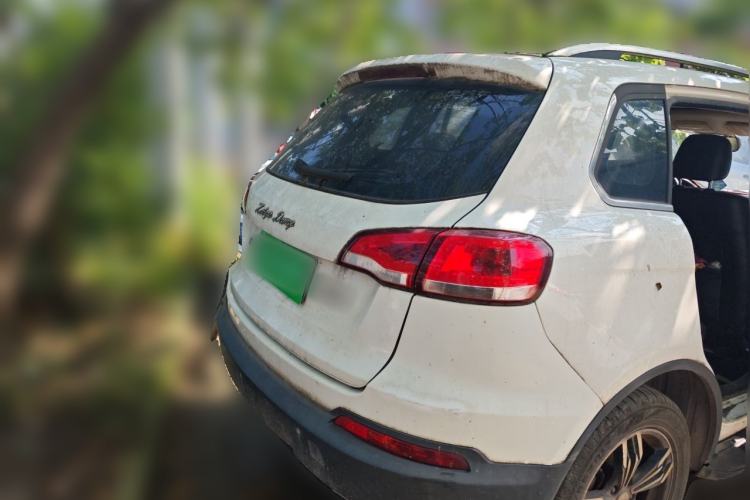 Used Zotye Domy X5 2017 Platinum Edition 1.5T Manual Luxury Model Rear Right 45 Deg