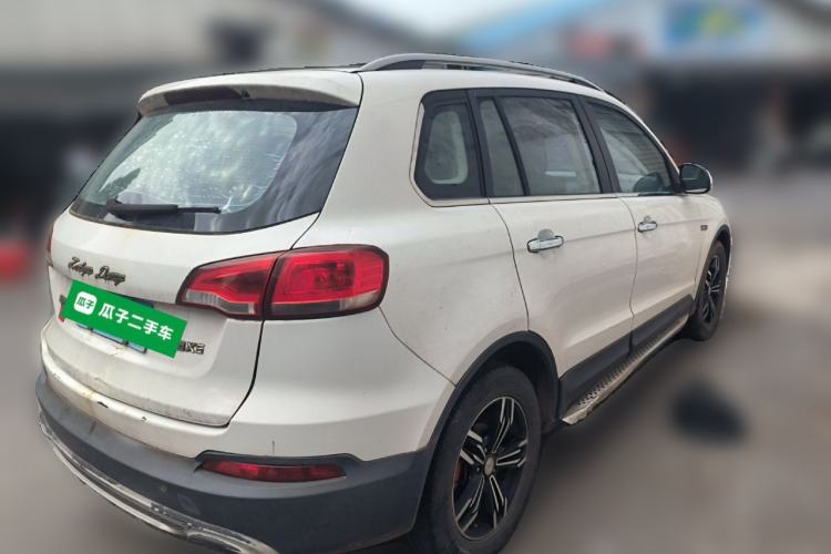 Used Zotye Domy X5 2017 Upgraded Model 1.5T Manual Luxury Edition Rear Right 45 Deg