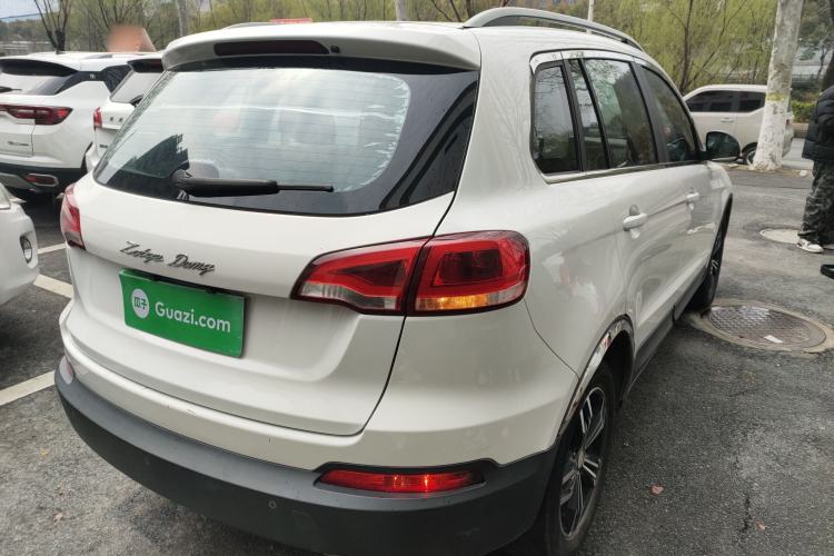 Used Zotye Domy X5 2017 Upgraded Model 1.5T Manual Luxury Version Rear Right 45 Deg