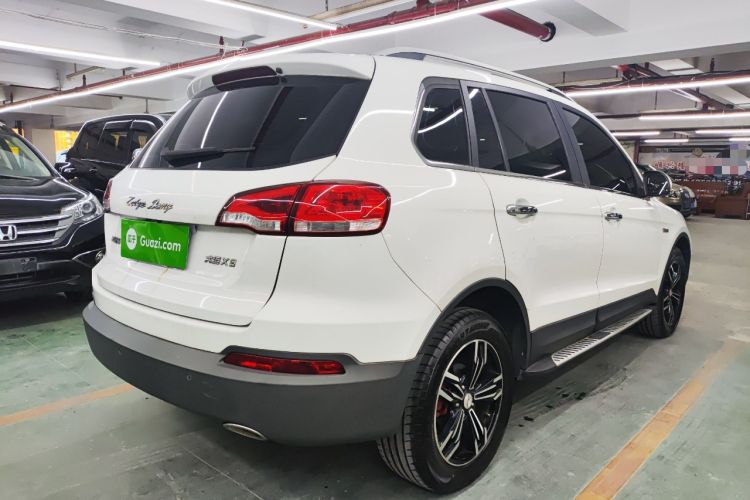 Used Zotye Domy X5 2017 Upgraded Model 1.5T Manual Luxury Edition Rear Right 45 Deg
