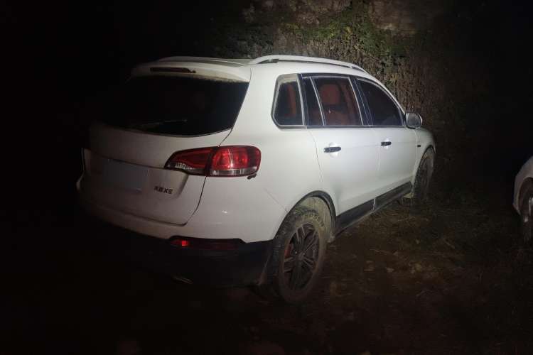 Used Zotye Domy X5 2017 Upgraded Model 1.5T CVT Landlord Edition Rear Right 45 Deg