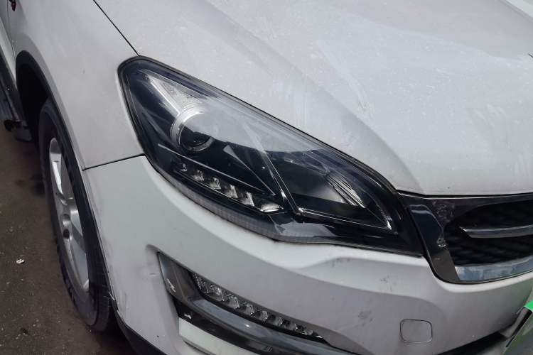 Used Zotye Domy X5 2017 Value Edition 1.6L Manual Fashion Model Right Front Headlight
