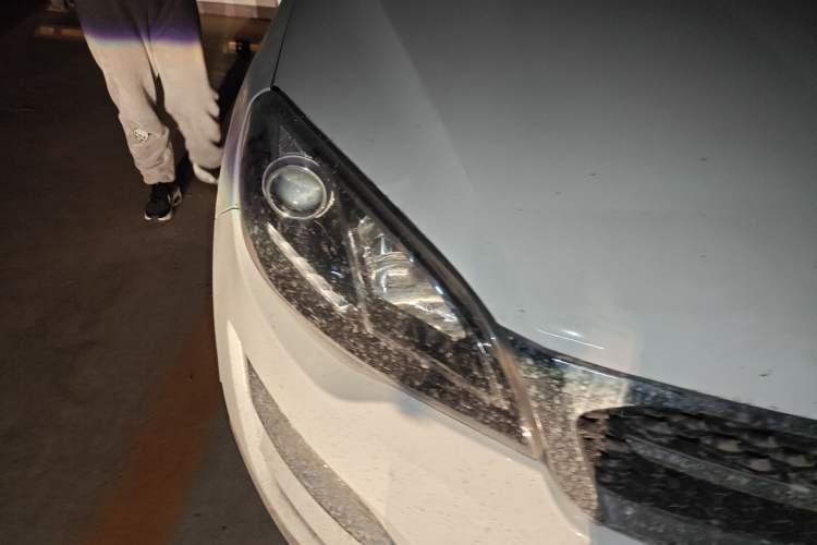 Used Zotye Domy X5 2017 Value Edition 1.6L Manual Fashion Model Right Front Headlight