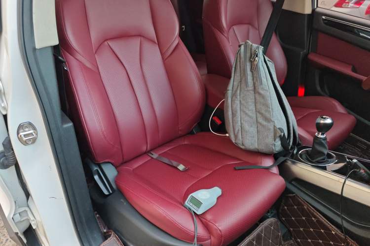 Used Zotye Domy X5 2017 Platinum Edition 1.5T Manual Luxury Model Right Front Seat