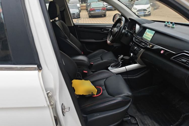 Used Zotye Domy X5 2017 Upgraded Model 1.5T CVT Governor Edition Right Front Seat