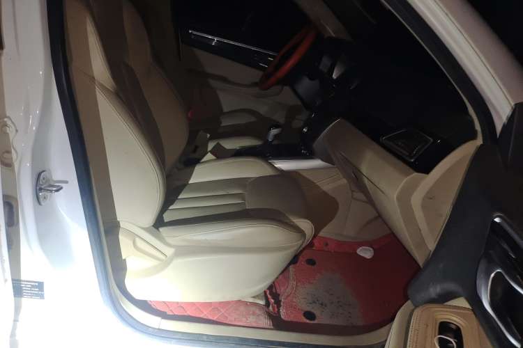 Used Zotye Domy X5 2017 Upgraded Model 1.5T CVT Landlord Edition Right Front Seat