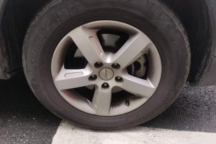 Used Zotye Domy X5 2017 Value Edition 1.6L Manual Comfort Model Right Front Wheel Hub