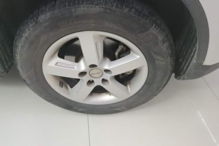Used Zotye Domy X5 2017 Value Edition 1.6L Manual Comfort Model Right Front Wheel Hub