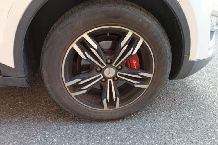 Used Zotye Domy X5 2017 Classic Edition 1.5T Manual Luxury Model Right Front Wheel Hub
