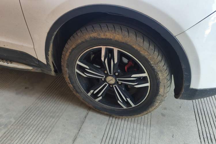 Used Zotye Domy X5 2017 Platinum Edition 1.5T Manual Luxury Model Right Front Wheel Hub