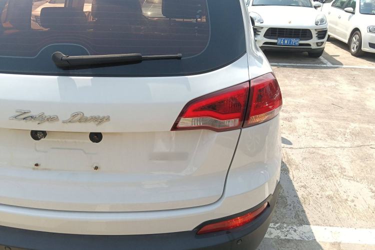 Used Zotye Domy X5 2017 Value Edition 1.6L Manual Fashion Model Right Rear Taillight