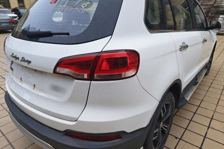 Used Zotye Domy X5 2017 Upgraded Model 1.5T CVT Governor Edition Right Rear Taillight