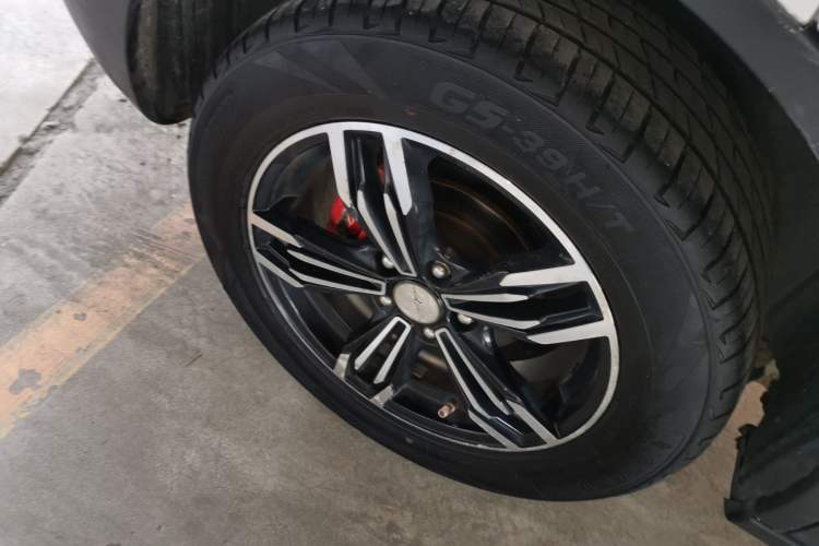 Used Zotye Domy X5 2017 Classic Edition 1.5T CVT Supreme Model Right Rear Wheel Hub