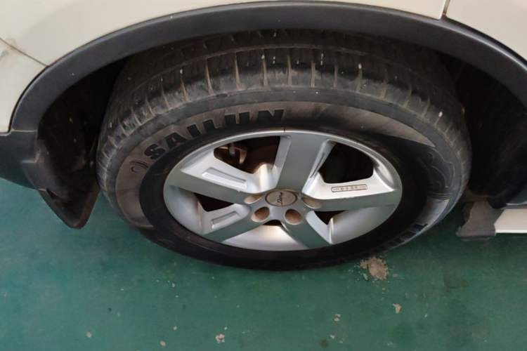 Used Zotye Domy X5 2017 Value Edition 1.6L Manual Comfort Model Right Rear Wheel Hub