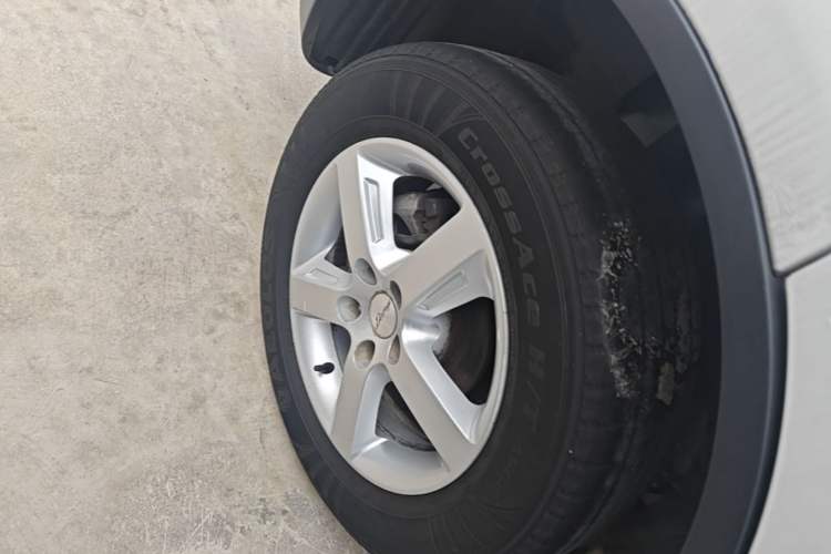 Used Zotye Domy X5 2017 Value Edition 1.6L Manual Fashion Model Right Rear Wheel Hub
