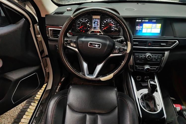 Used Zotye Domy X5 2017 Upgraded Model 1.5T CVT ZhiXian Edition Steering Wheel