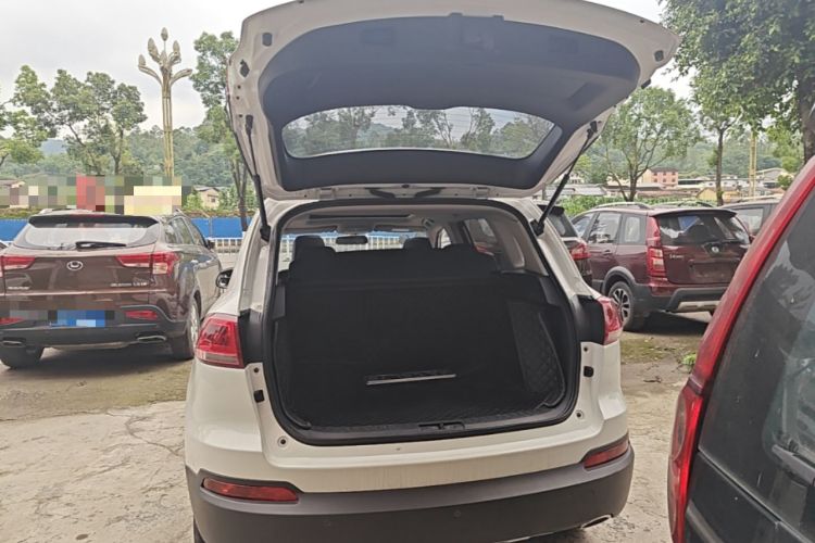 Used Zotye Domy X5 2017 Classic Edition 1.5T CVT Supreme Model Trunk