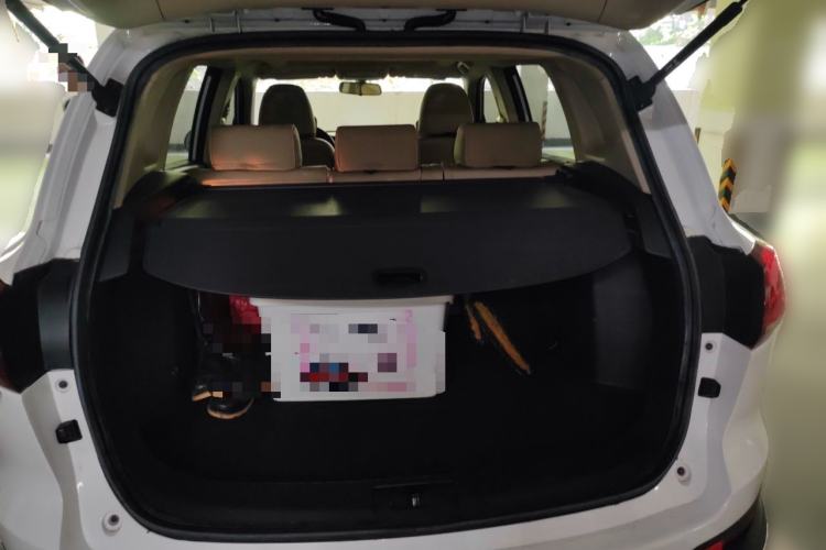 Used Zotye Domy X5 2017 Value Edition 1.6L Manual Fashion Model Trunk