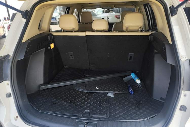 Used Zotye Domy X5 2017 Upgraded Model 1.5T CVT Landlord Edition Trunk