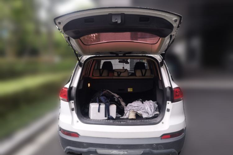 Used Zotye Domy X5 2017 Value Edition 1.6L Manual Comfort Model Trunk