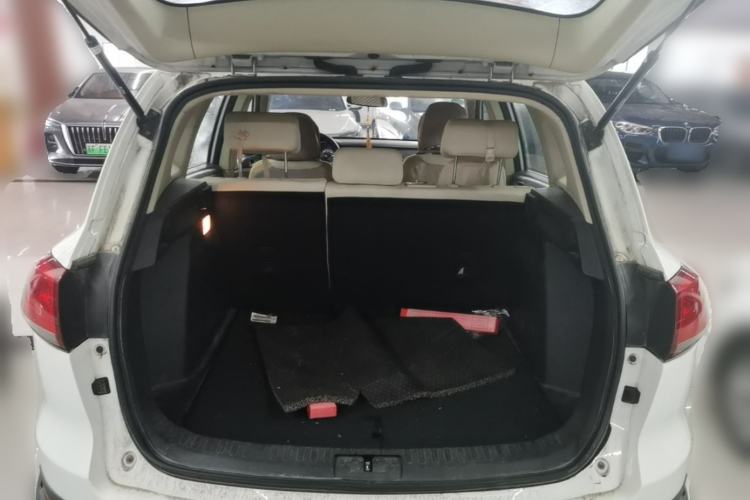 Used Zotye Domy X5 2017 Value Edition 1.6L Manual Comfort Model Trunk