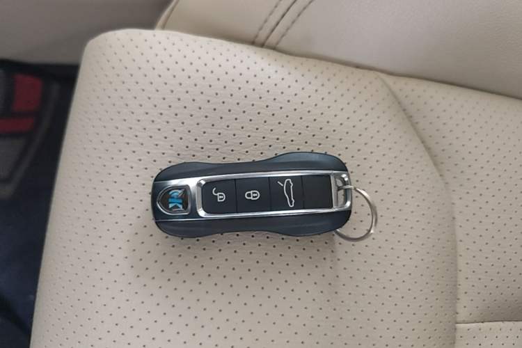 Used Zotye Domy X5 2017 Upgraded Model 1.5T CVT Landlord Edition Vehicle Key