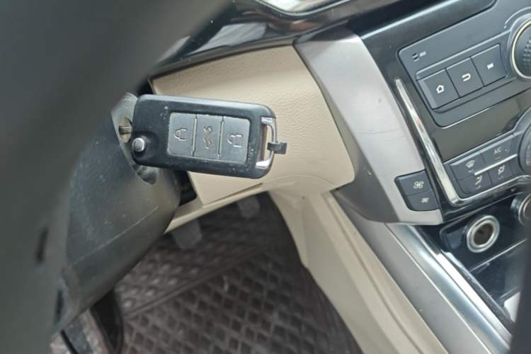 Used Zotye Domy X5 2017 Value Edition 1.6L Manual Fashion Model Vehicle Key