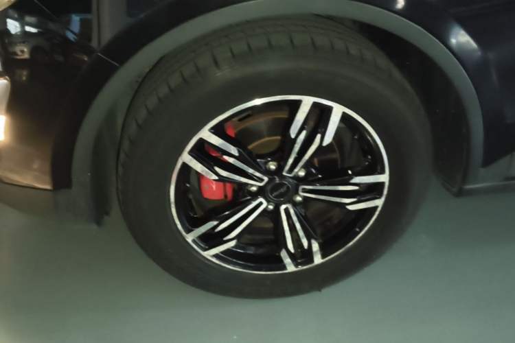 Used Zotye Domy X5 2018 Smart Connect Edition 1.5T CVT Prestige Model Exterior 4