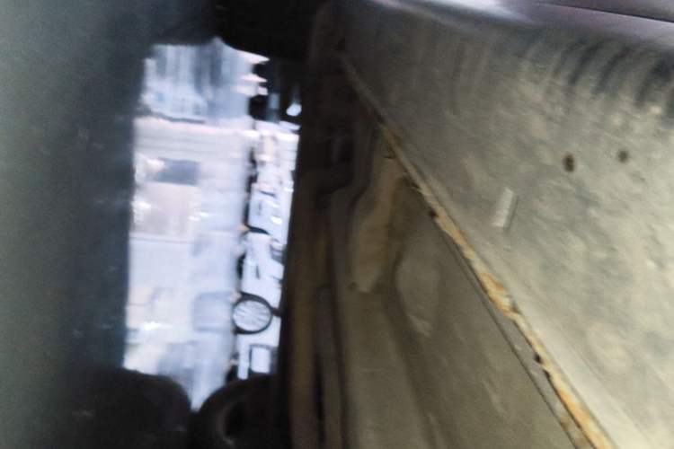 Used Zotye Domy X5 2018 Smart Connect Edition 1.5T CVT Prestige Model Right Side Sill
