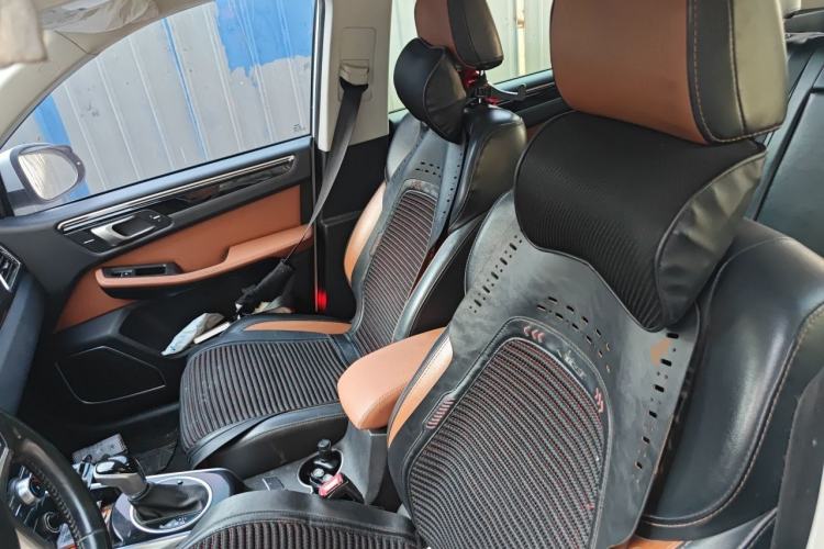 Used Zotye Domy X5 2018 Smart Connect Edition 1.5T CVT Prestige Model Left Front Seat