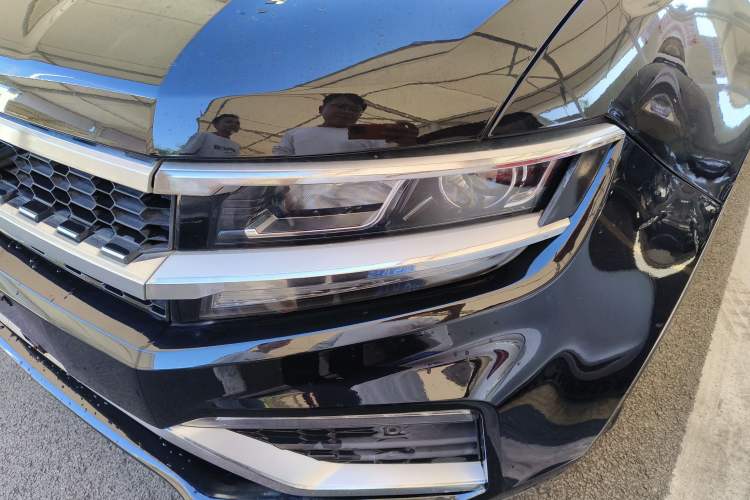 Used Zotye Domy X7 2017 1.8T Manual Luxury Model Left Front Headlight
