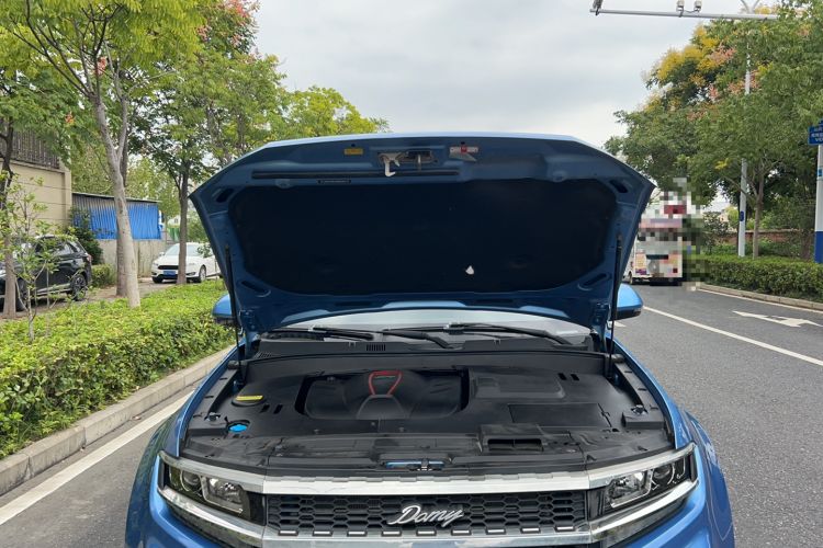 Used Zotye Domy X7 2018 2.0T Automatic Luxury Version Engine Bay