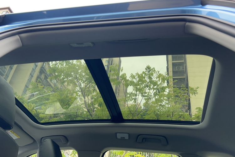 Used Zotye Domy X7 2018 2.0T Automatic Luxury Version Headliner