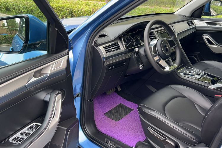 Used Zotye Domy X7 2018 2.0T Automatic Luxury Version Interior 3