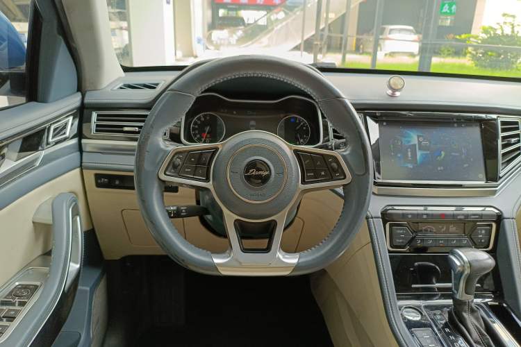Used Zotye Domy X7 2017 Upgraded Edition 1.8T DCT Huashan Model Steering Wheel