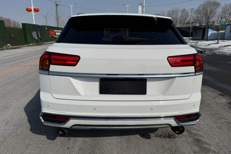 Used Zotye Domy X7 2017 2.0T DCT Ultimate Edition Exterior 4