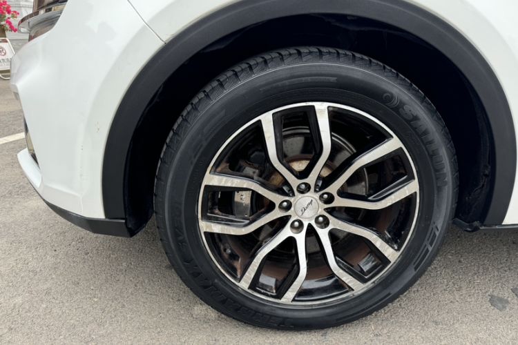 Used Zotye Domy X7 2018 2.0T Automatic Prestige Edition Exterior 8