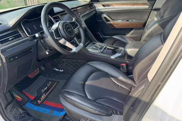 Used Zotye Domy X7 2017 2.0T DCT Ultimate Edition Interior 2