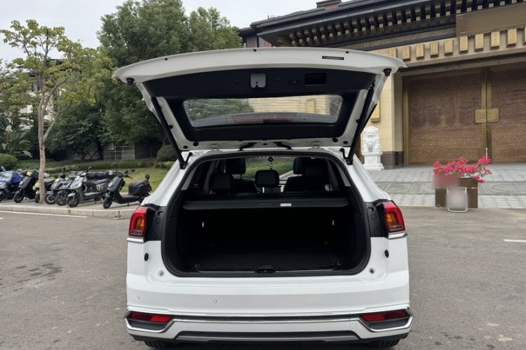Used Zotye Domy X7 2018 2.0T Automatic Prestige Edition Trunk