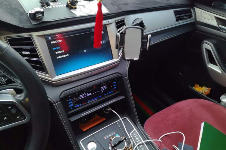 Used Zotye Domy X7 2017 2.0T DCT Flagship Edition Audio And AC Panel