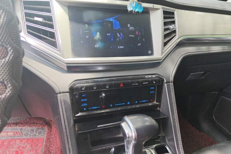 Used Zotye Domy X7 2017 1.8T DCT Supreme Model Audio And AC Panel