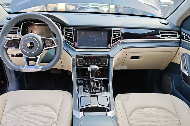 Used Zotye Domy X7 2017 1.8T DCT Prestige Model Center Console