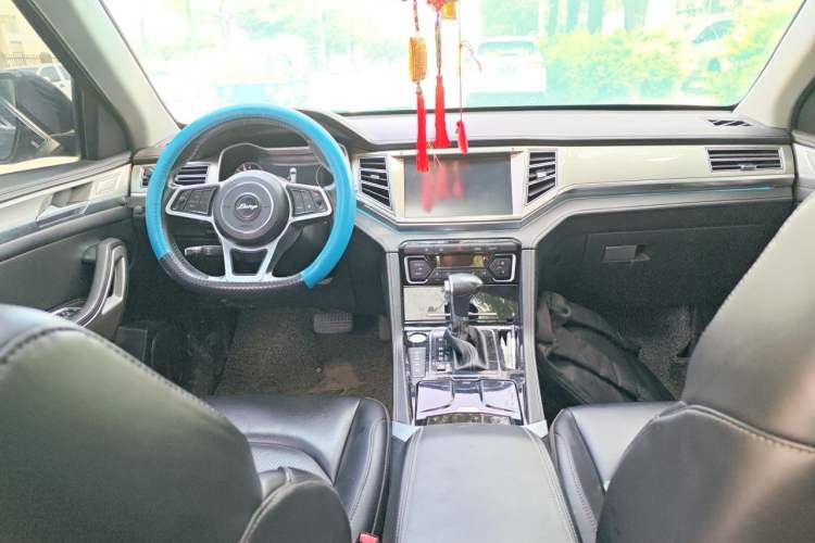 Used Zotye Domy X7 2017 Upgraded Edition 1.8T DCT Huashan Model Center Console