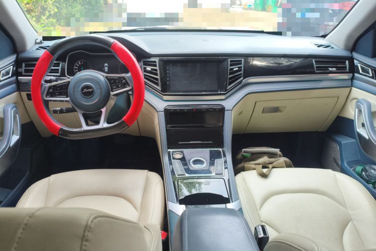 Used Zotye Domy X7 2017 Top-Grade Model 2.0T DCT Tianshan Version Center Console